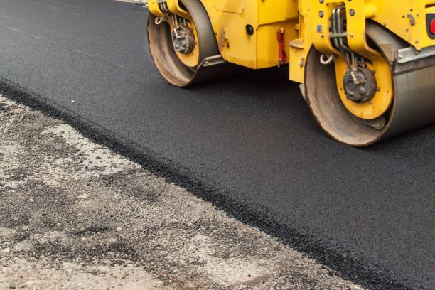 Best Driveway Paving Contractor  in Twin Lake, MI